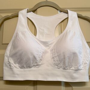 NEW NowSunday White Racerback Seamless Sports Bra